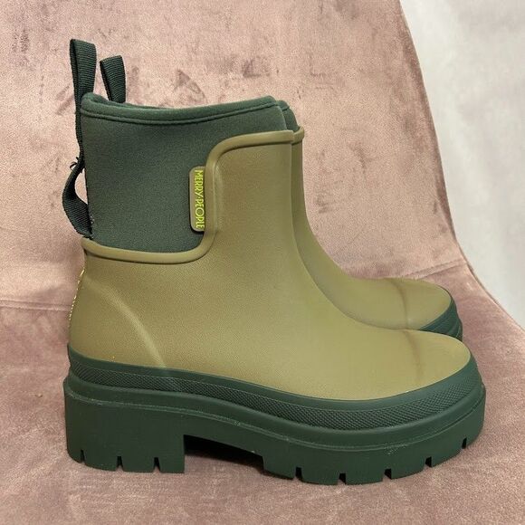 Merry People Tully Ankle Rain Boots 36 US 5 Khaki Green Pull On FLAW - Picture 3 of 9
